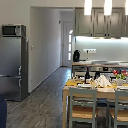 David Apartman Апартаменты Шиофок